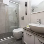 Отель Sandy