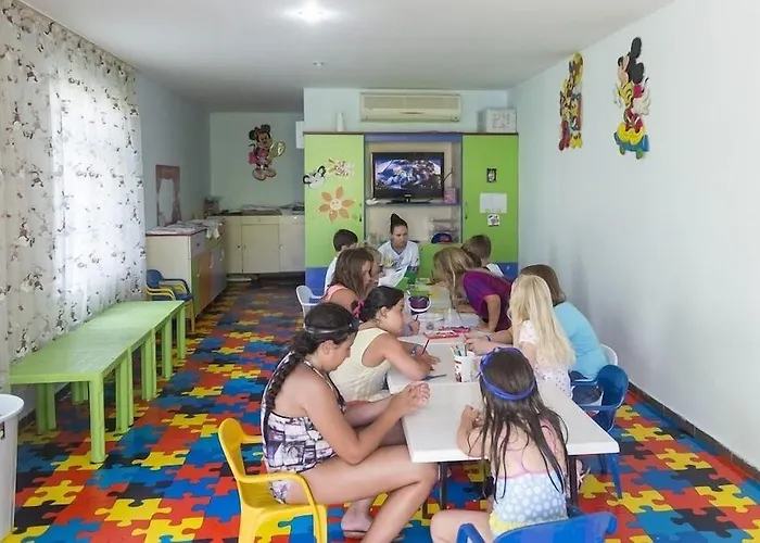 Ξενοδοχείο Sandy 4*