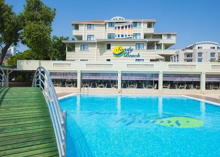 Ξενοδοχείο Sandy 4*